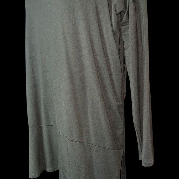 Cupio Gray Relaxed Long Sleeve Tunic - Picture 2 of 5